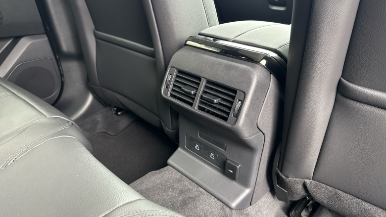 Land Rover Range Rover Velar 2.0 P400e Dynamic SE 5dr Auto Estate